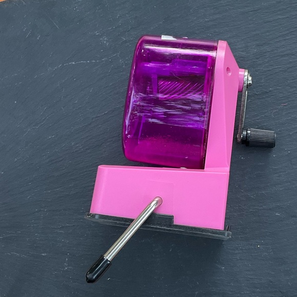 Pink X-Acto top selling portable Lightweight Manuel Pencil Sharpener - Picture 10 of 15